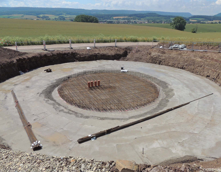 Auf der Sohle der Baugrube wurde eine Sauberkeitsschicht betoniert