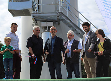 Coupure du ruban inauguration parc éolien de Rougé